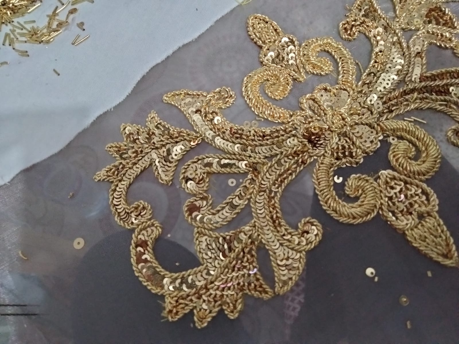 Broderie Adass et cannetille